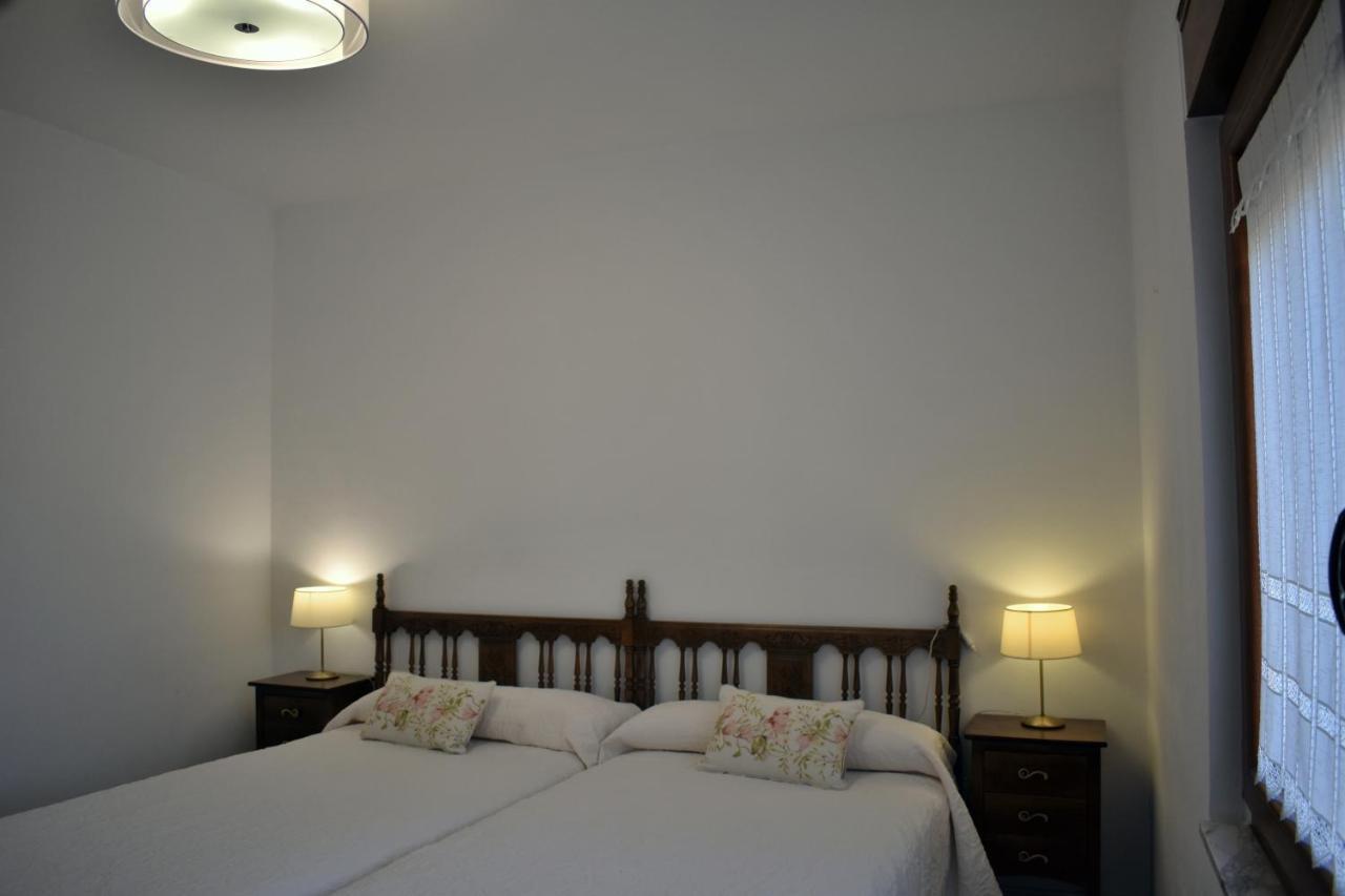 Apartamentos Picea Azul Vega De Espinareda Bagian luar foto